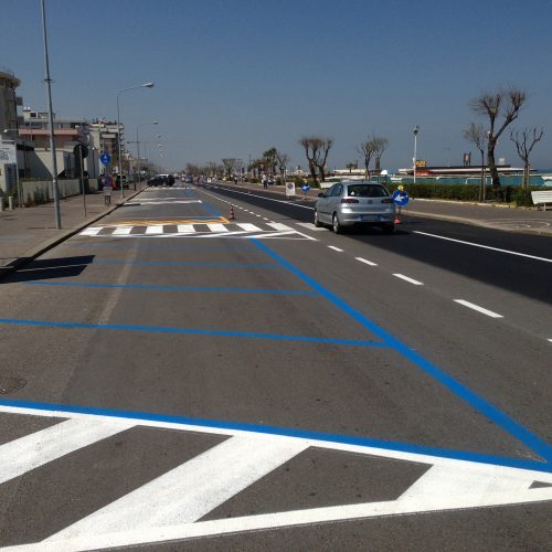 Riassetto piano viabile e parcheggi